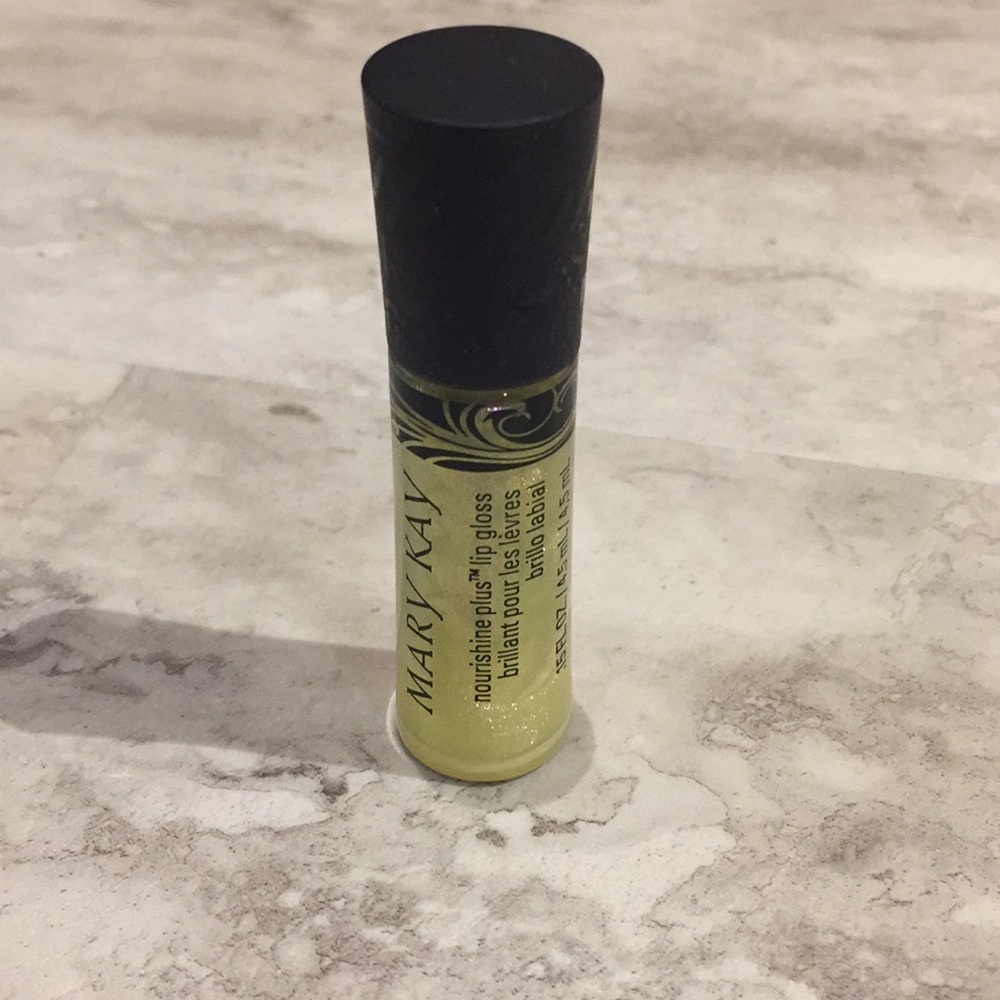 Mary Kay lip gloss inspiring